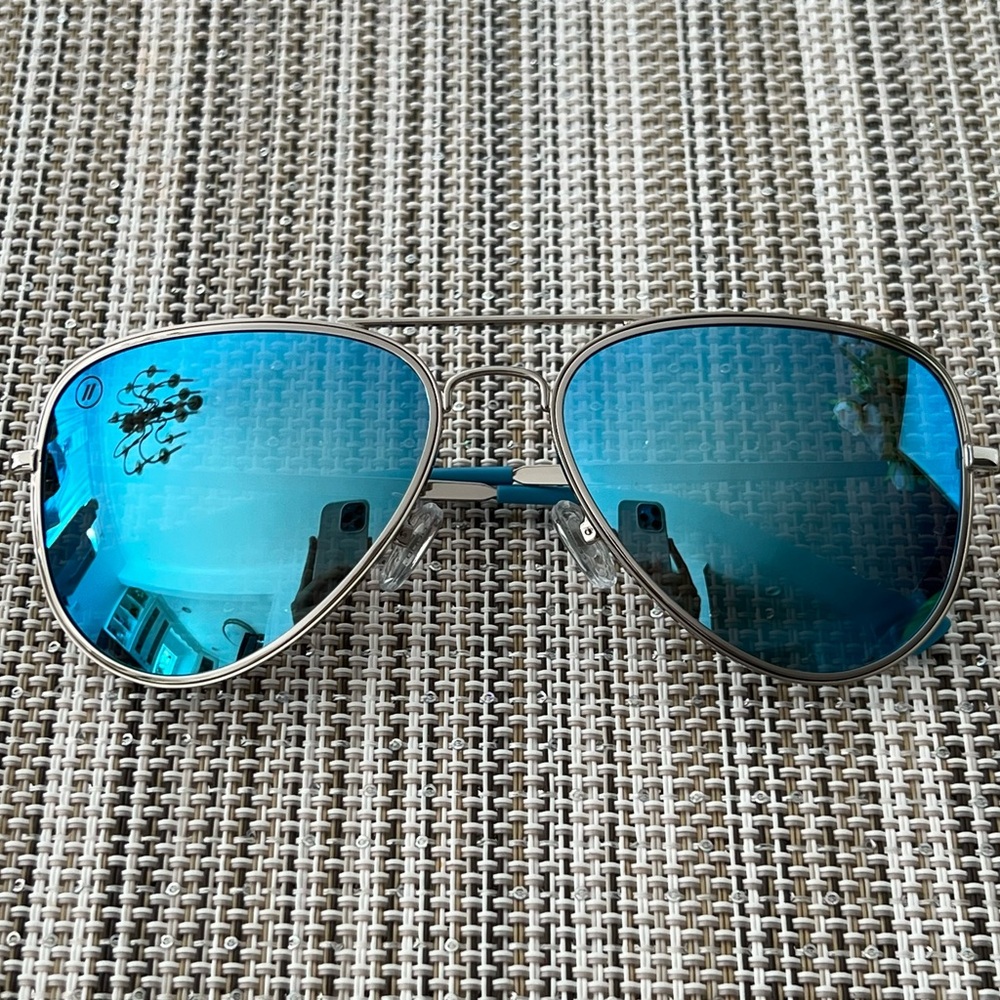 Blenders Eyewear Blue Angel Shades 💙